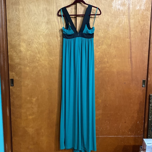 BCBG size 6 Teal Gown - Picture 2 of 3